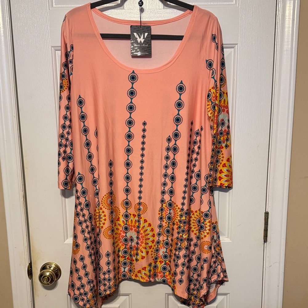 White Mark Coral Scoop Neck Tunic with Pink,Navy, tealand Yellow Medallion Print